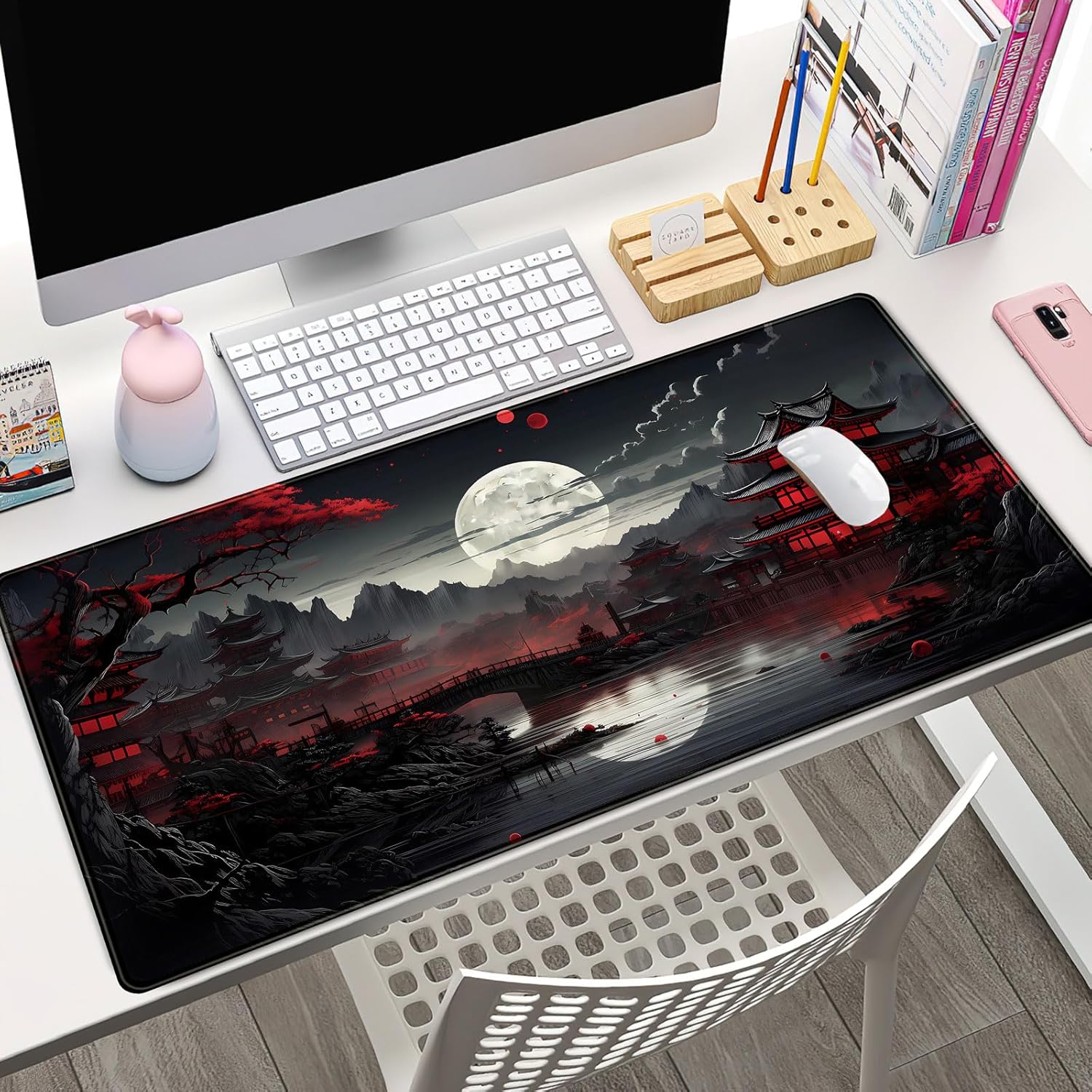 Gaming Keyboard And Mouse Pad - حصيرة مكتب يابانية على جانب Riverside